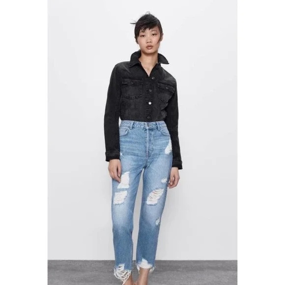 ZARA High Rise Straight Mom Fit Ripped Distressed‎ Mom Jeans Size 6